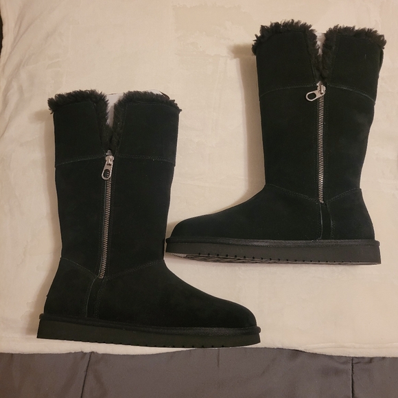 Koolaburra Black Winter Boots Shearling-Lined - Picture 4 of 7